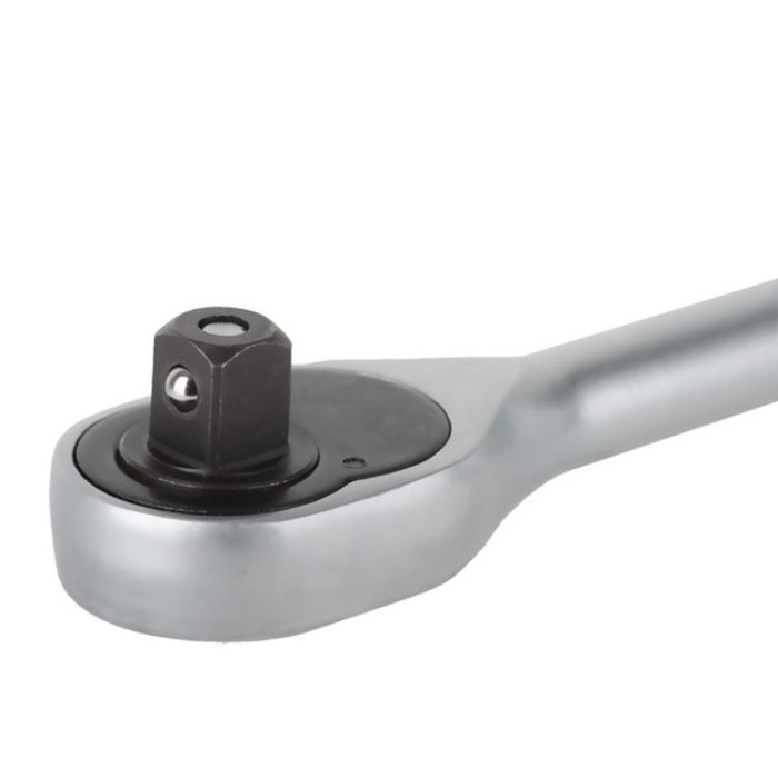 купить купить Рукоятка с храповым механизмом на 72 зуба 1/2&quot;, Cr-v. INTERTOOL HT-2126  