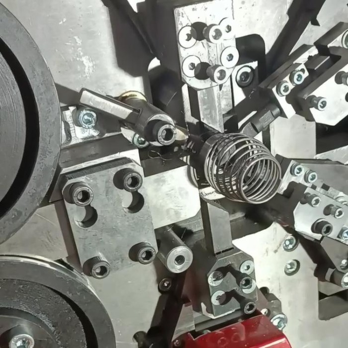 купить купить Пружинонавивальний верстат з ЧПК для виготовлення пружин 0.8-3 мм ElectroTorg EMC  