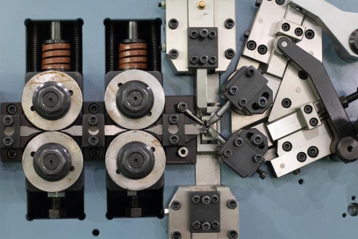 Пружинонавивальний верстат з ЧПК 3-осьовий SC-320 для виготовлення пружин (0.4-2.0 мм) Auto Link