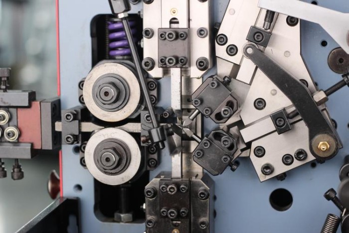 купить купить Пружинонавивальний верстат з ЧПК 2-осьовий SC-208 для виготовлення пружин (0.15-0.8 мм) Auto Link  