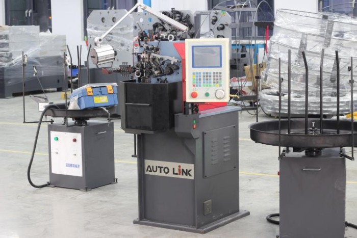 Пружинонавивальний верстат з ЧПК 2-осьовий SC-208 для виготовлення пружин (0.15-0.8 мм) Auto Link