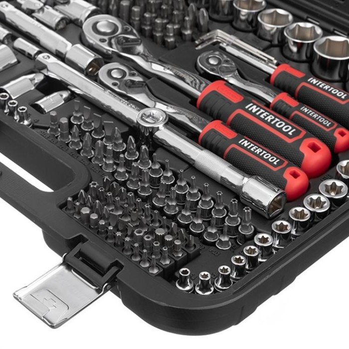 купить купить Набор инструментов 1/2&quot;&amp;3/8&quot;&amp;1/4&quot;, 219ед., Cr-V STORM INTERTOOL ET-8219  