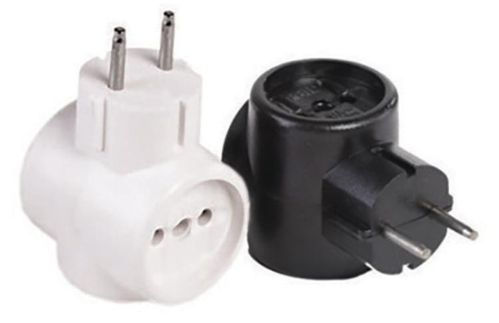 Трійник-розгалужувач б/з, 10А, чорний