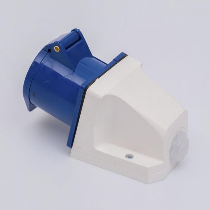 Розетка стац. зовнішня 123 (IP-44) Takel