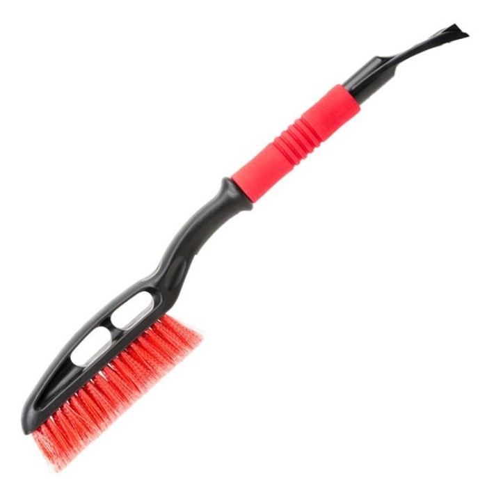 купить купить Щетка со скребком 61см. INTERTOOL AT-0116  